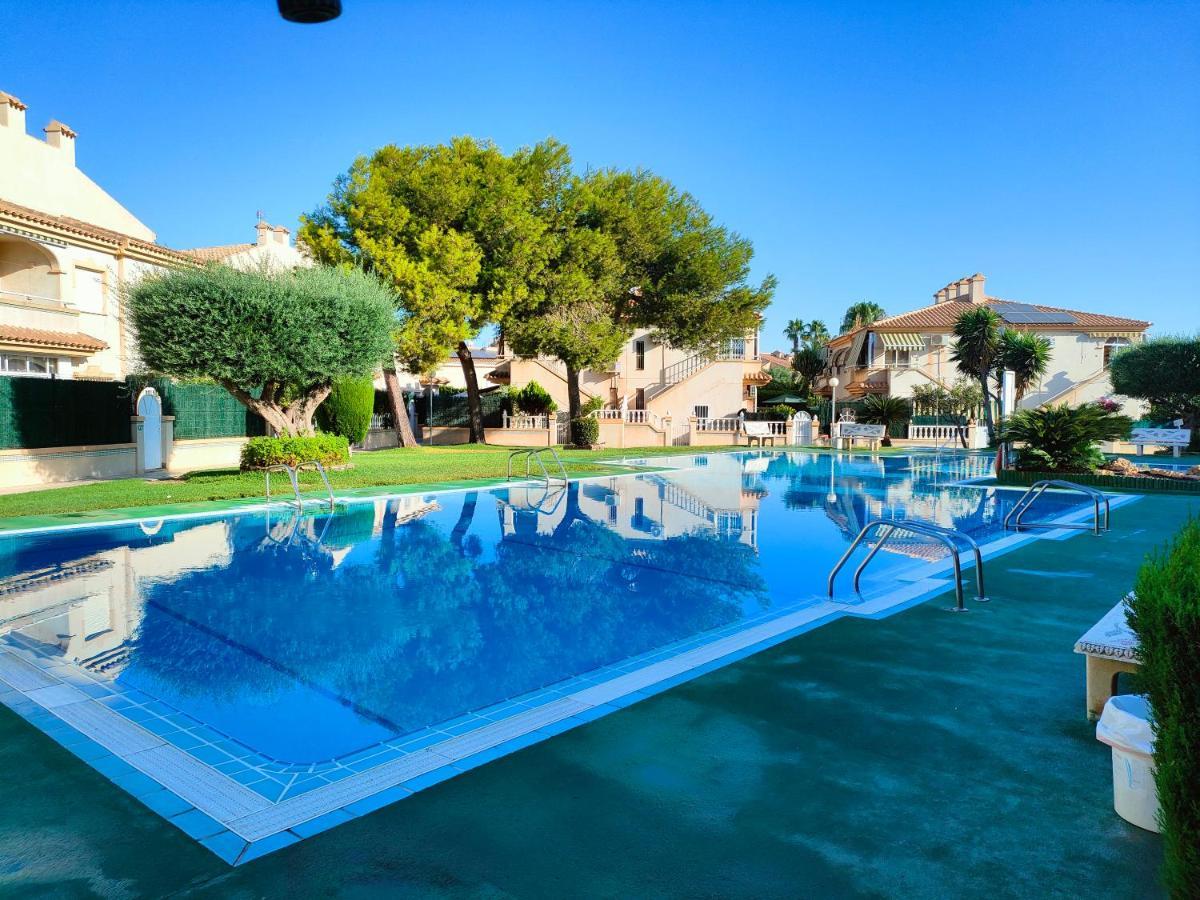 Appartement Casa De Buenos Dias à Torrevieja Extérieur photo